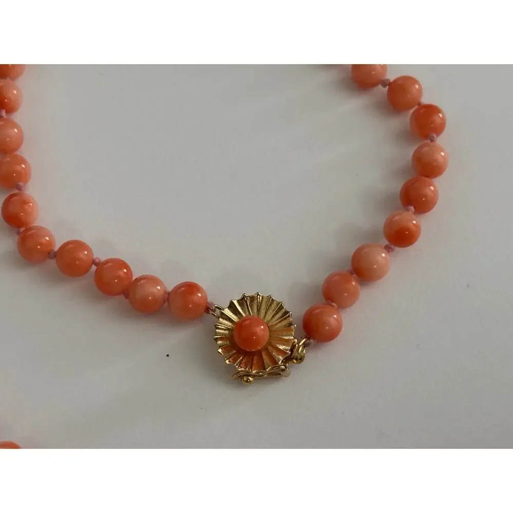 Vintage Natural Salmon Pink Coral Beaded Necklace 14K Gold Clasp & Spacer Beads